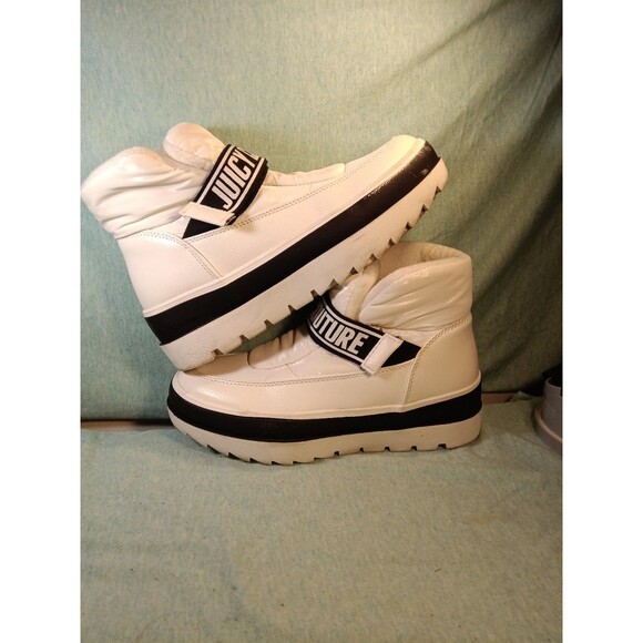 JUICY COUTURE VERONICA Size 10 WHITE WINTER PLATFORM PUFFER LOGO BOOTS